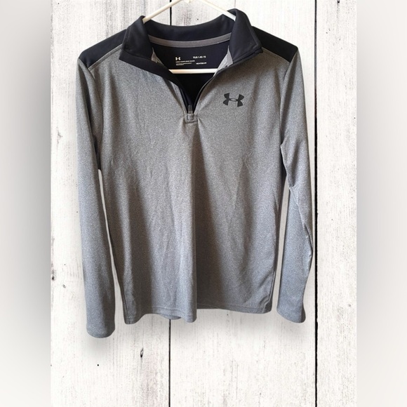 Under Armour Long Sleeve Lightweight Shirt! Youth Lg Gray Heatgear Loose Fit Zip - Picture 2 of 6